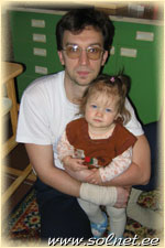 Мария (1 год) и папа Михаил; Литва, Вильнюс