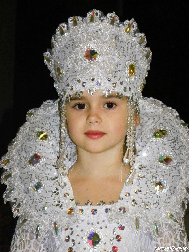 Снежная королева - костюм карнавальный, рост 110