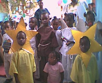 Гвинея-Бисау: Рождество в детском саду